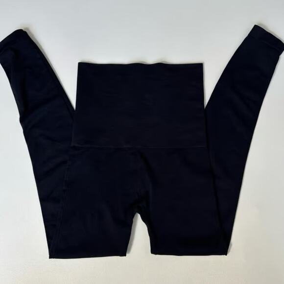 Belly Bandit Maternity Mother Tucker Compression Legging - Picture 3 of 4